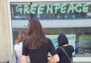 Mai-Kleidertausch im Greenpeace Gruppenraum
